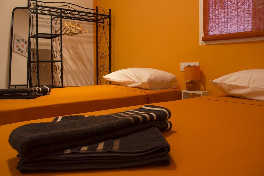 Colors Rooms Valencia Eksteriør bilde