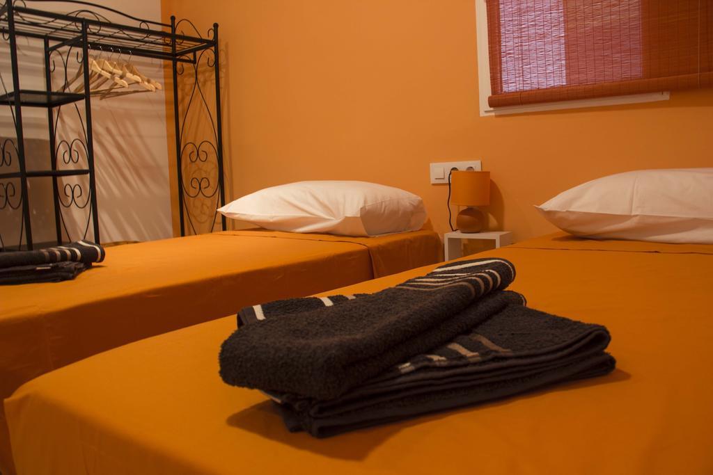 Colors Rooms Valencia Eksteriør bilde